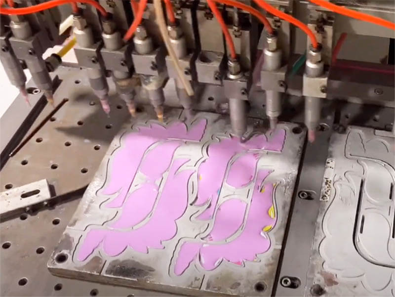 Silicone-Dripping-Dispensing-Molding5